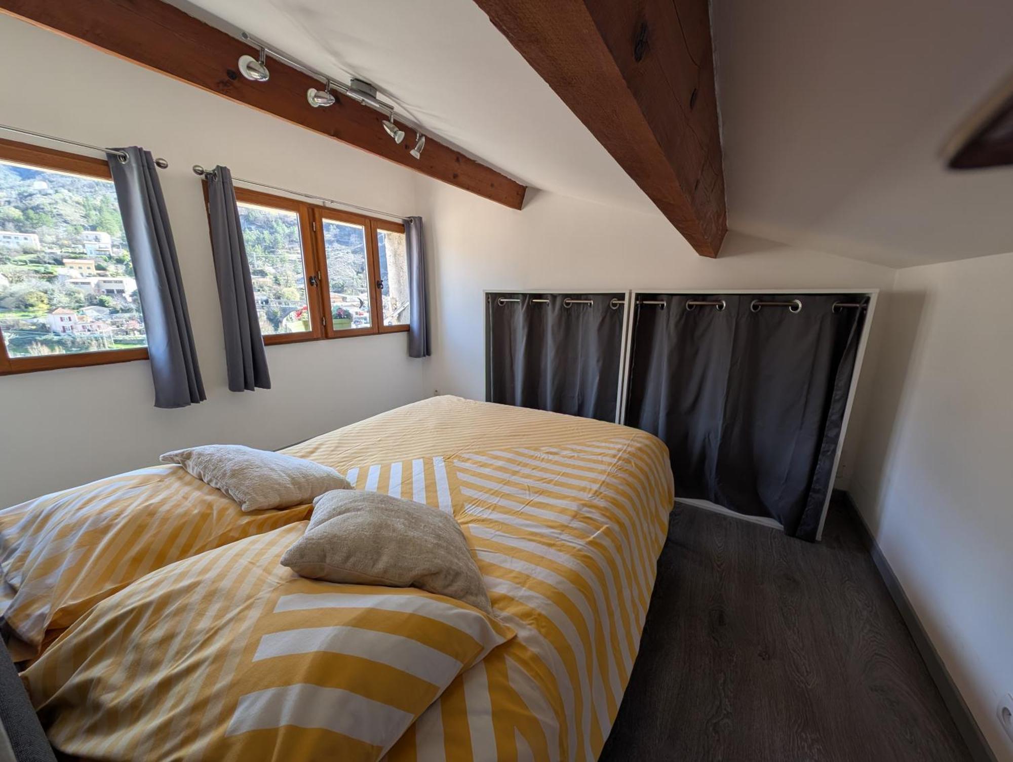 Duplex "La Belle Vue " Daire Entrevaux Dış mekan fotoğraf