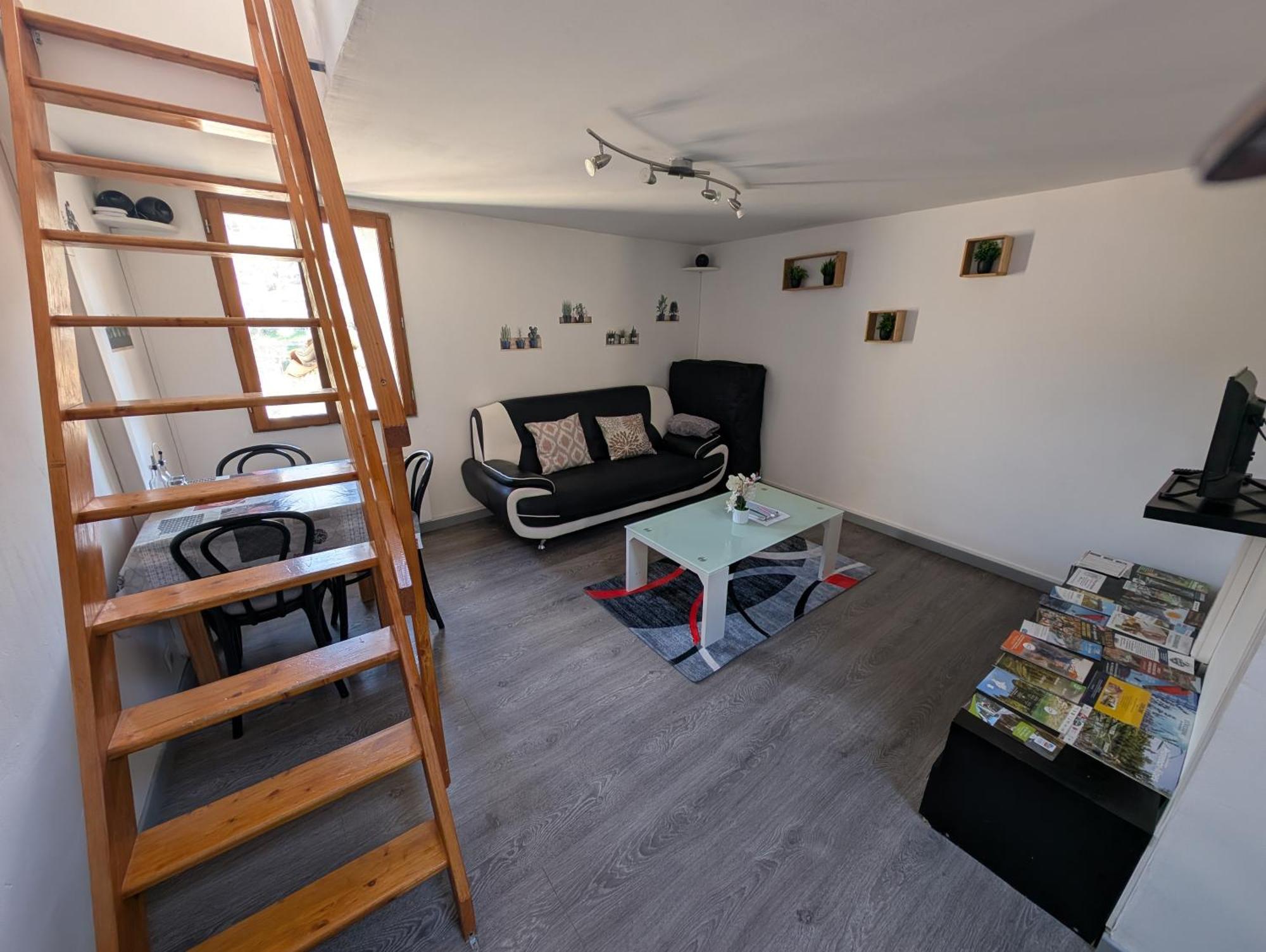 Duplex "La Belle Vue " Daire Entrevaux Dış mekan fotoğraf